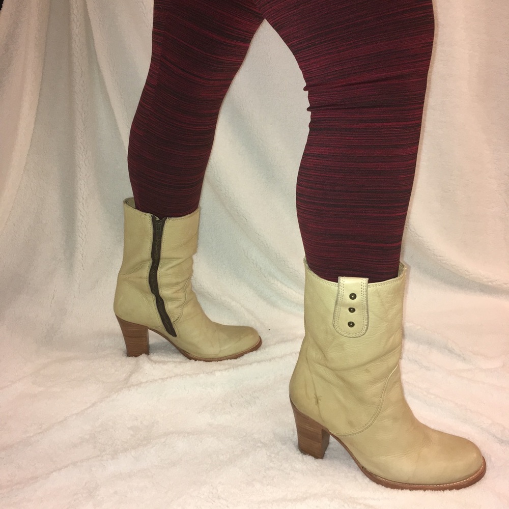 ❤️FLASH SALE❤️  Frye Julia Campus Ankle Boot